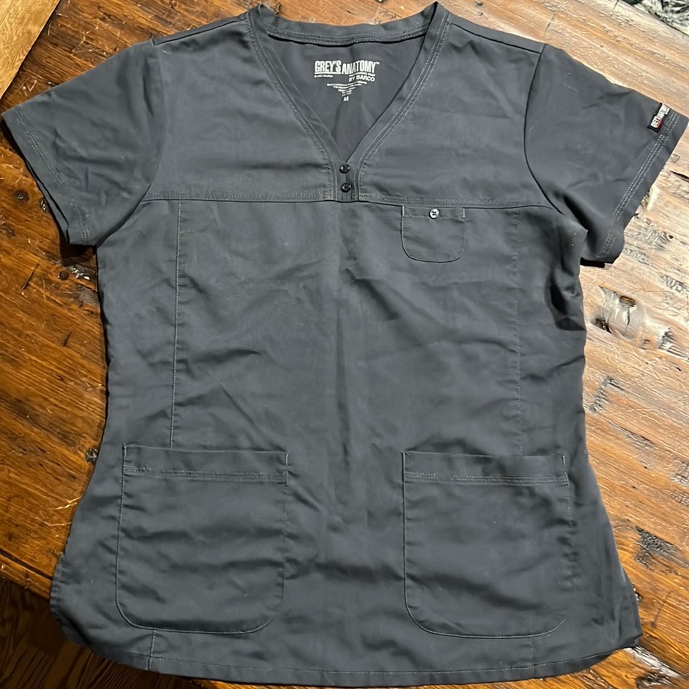 Gray’s Anatomy Pewter Gray Medium Scrub Top